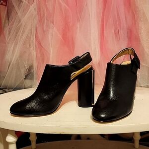 French Connection black leather, high heel mule shoes sz 8.